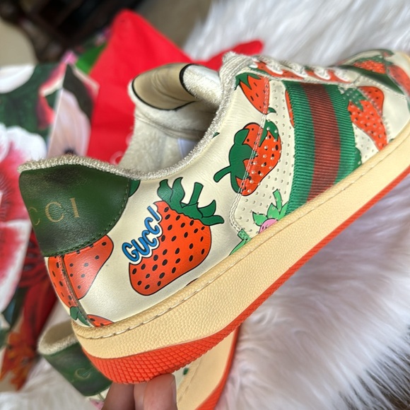 Gucci strawberry ๐ screener Sneakers size 40 - Picture 9 of 15